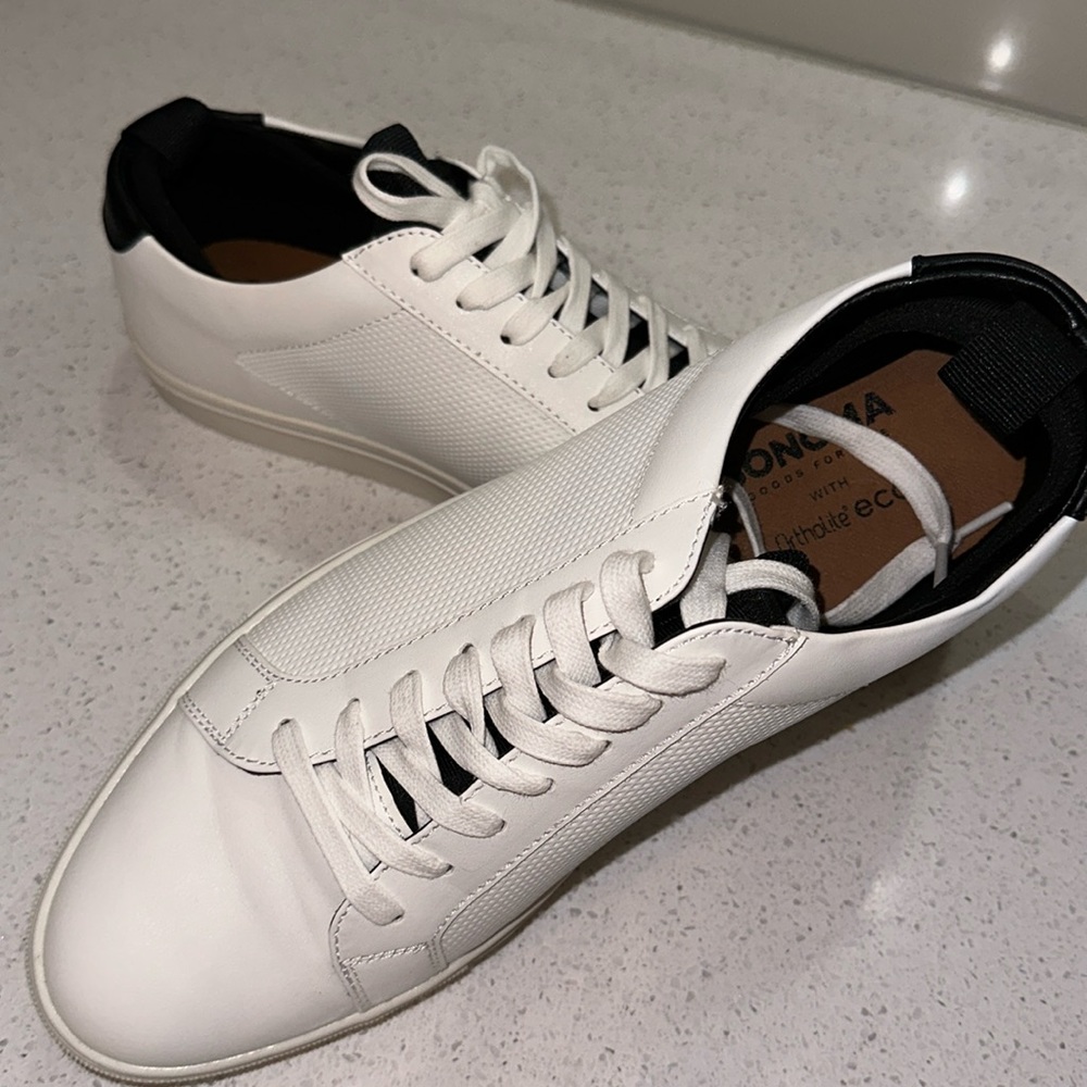 White shoes men